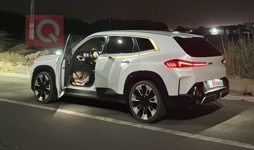 بي ام دبليو XM